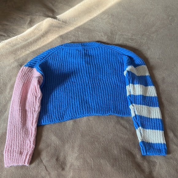 ONLY brand new sweater - Picture 6 of 9